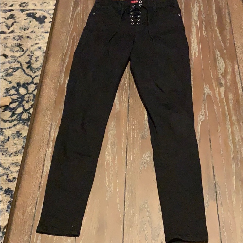 GUESS black skinny jeans